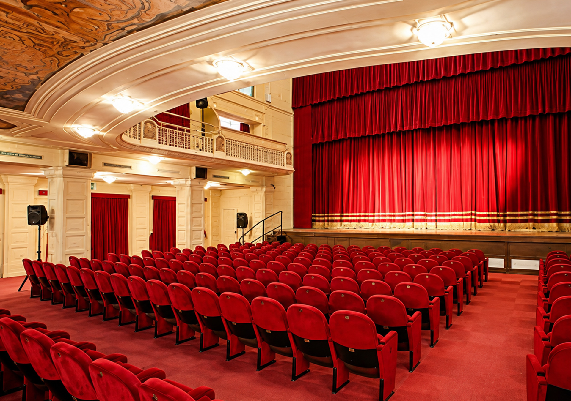 brancaccio-danza-spazi-teatro-sala-umberto-rome-italy-WSCS-14.jpg